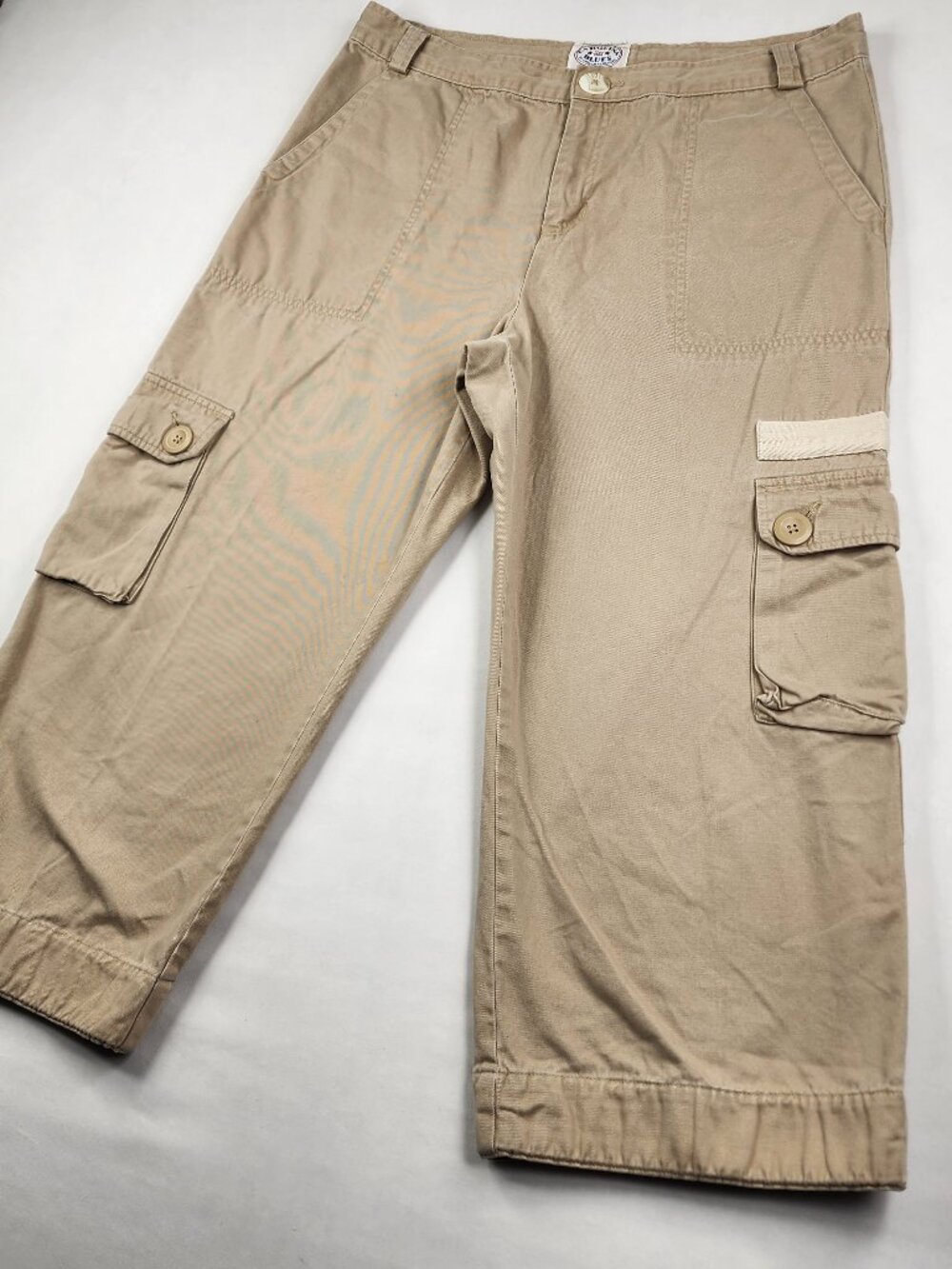 Carolina Blues Womens Size 12 Khaki High-Rise Capri Cropped Pants Button Accents